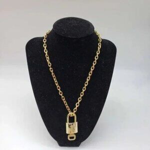 100% Auth Louis Vuitton Lock & Key with Gold Plated Gold Chain Necklace